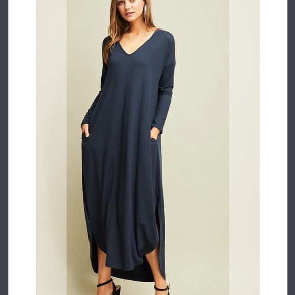 entro maxi dress with pockets